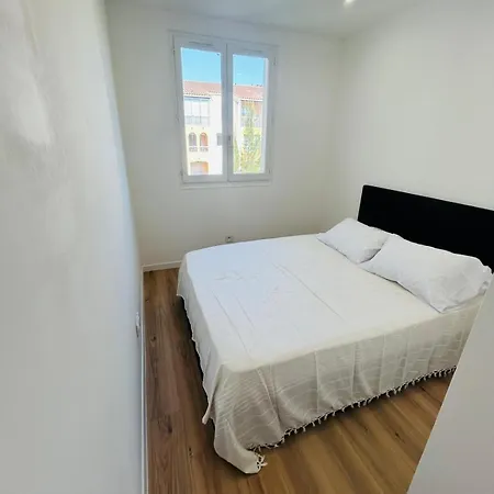 Location T2 Apartment